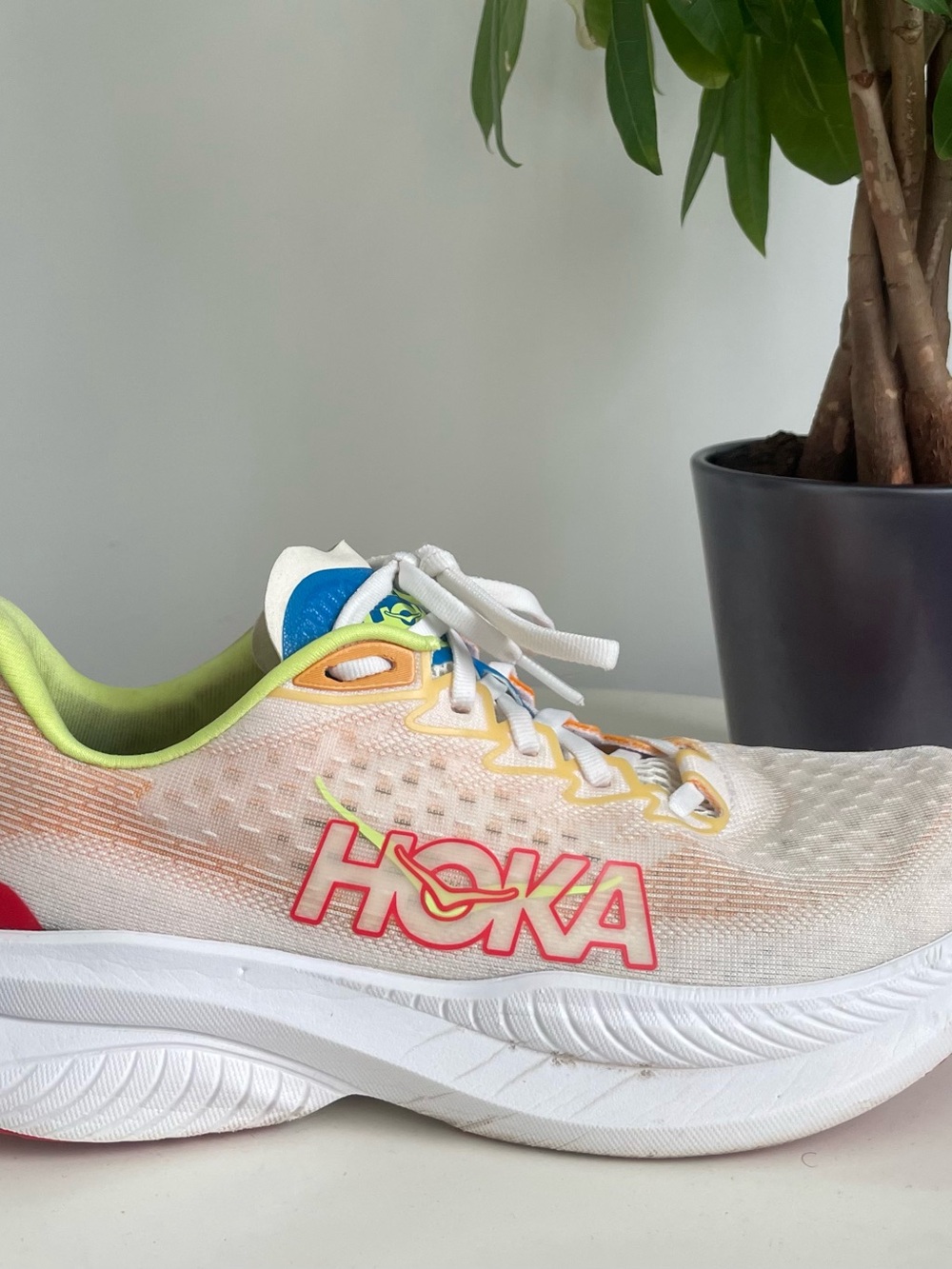 Men Size 8 Hoka One One Mach 6
White Solar Flare Running Shoes
